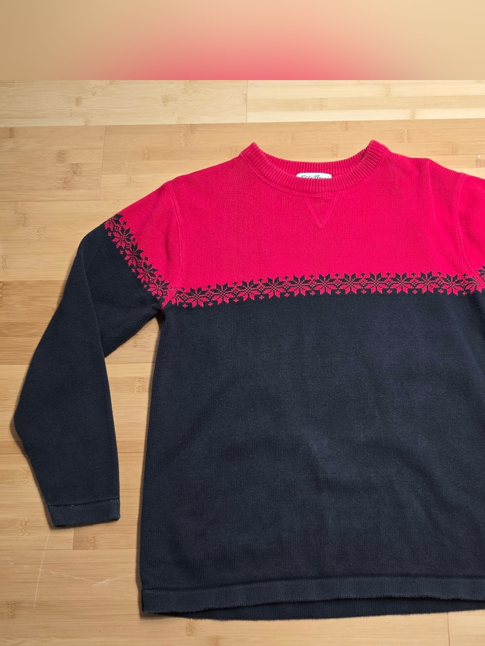 Eddie Bauer Snowflake Sweater Womens Size S Pullover Red Black Color Block